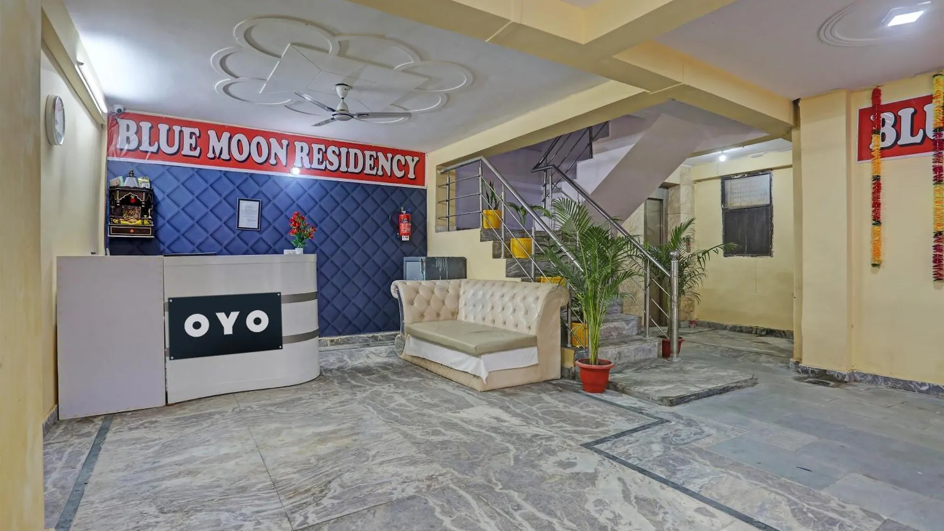 Hotel O Blue Moon Residency Delhi  3*, Delhi (National Capital Territory of India)