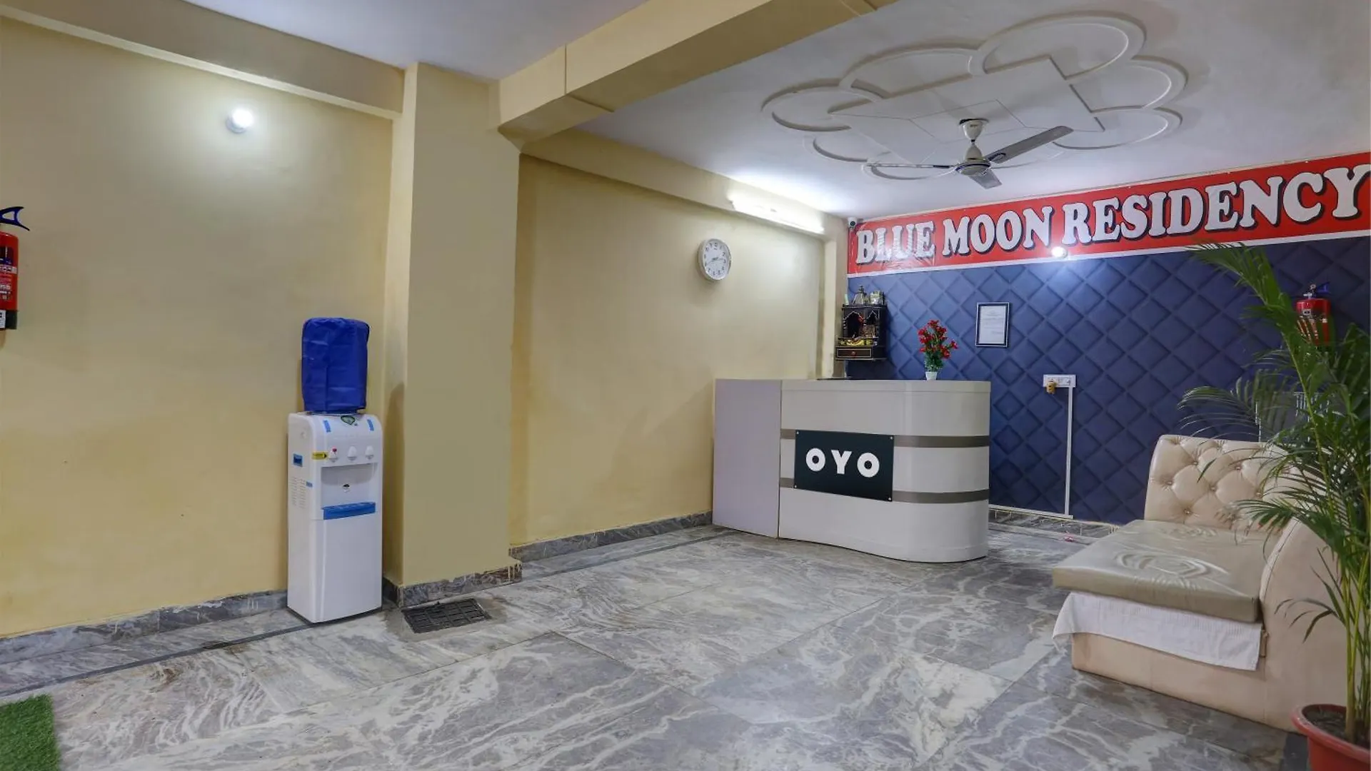 Hotel O Blue Moon Residency Delhi  3*, Delhi (National Capital Territory of India)